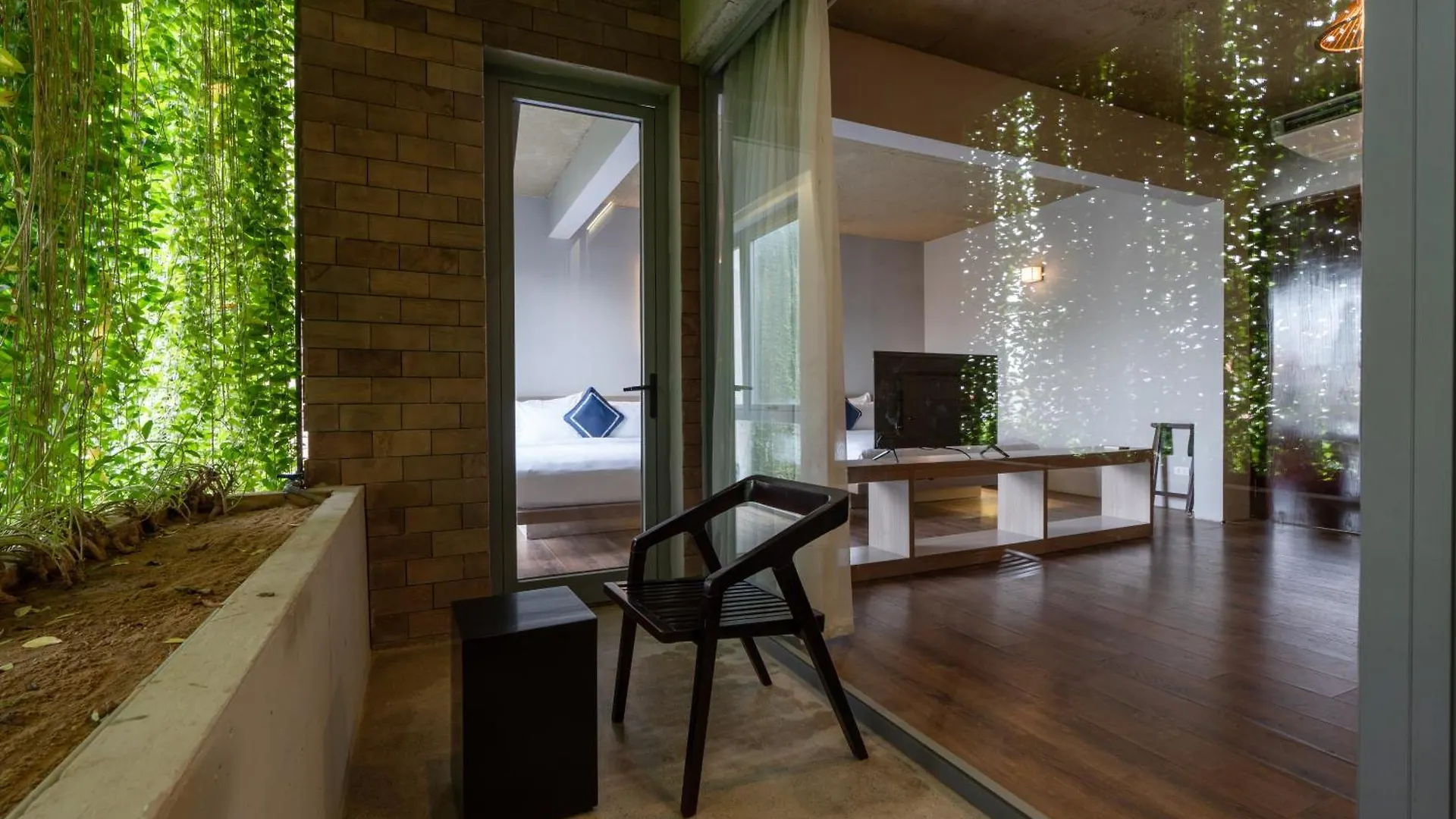Hotel Mulberry Collection Silk Eco Hoi An
